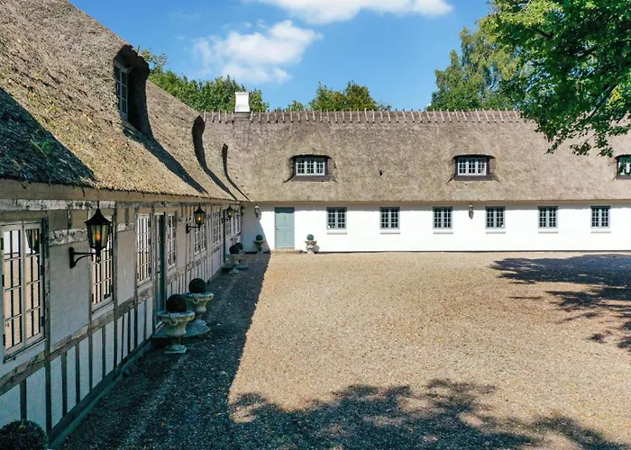 Villavilla 951 - Nr Aaby, Fyn Og Oer Norre Aby